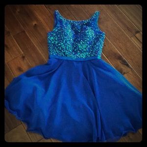 Semi formal short dress